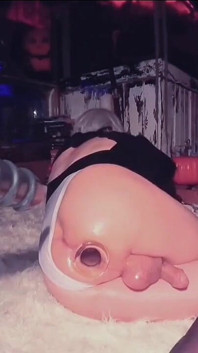 Butt girl tiffany ciskiss cosplay 2b fodendo enormes brinquedos