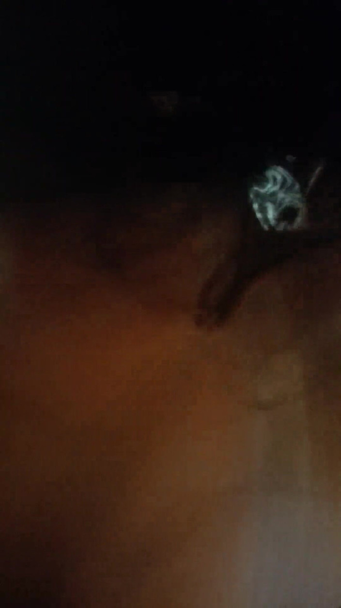 E-Alfa: Bú cu của ông chủ tôi, tôi thích có nó trong...