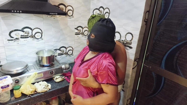 Hotty Mona: Mengongkek bhabhi desi