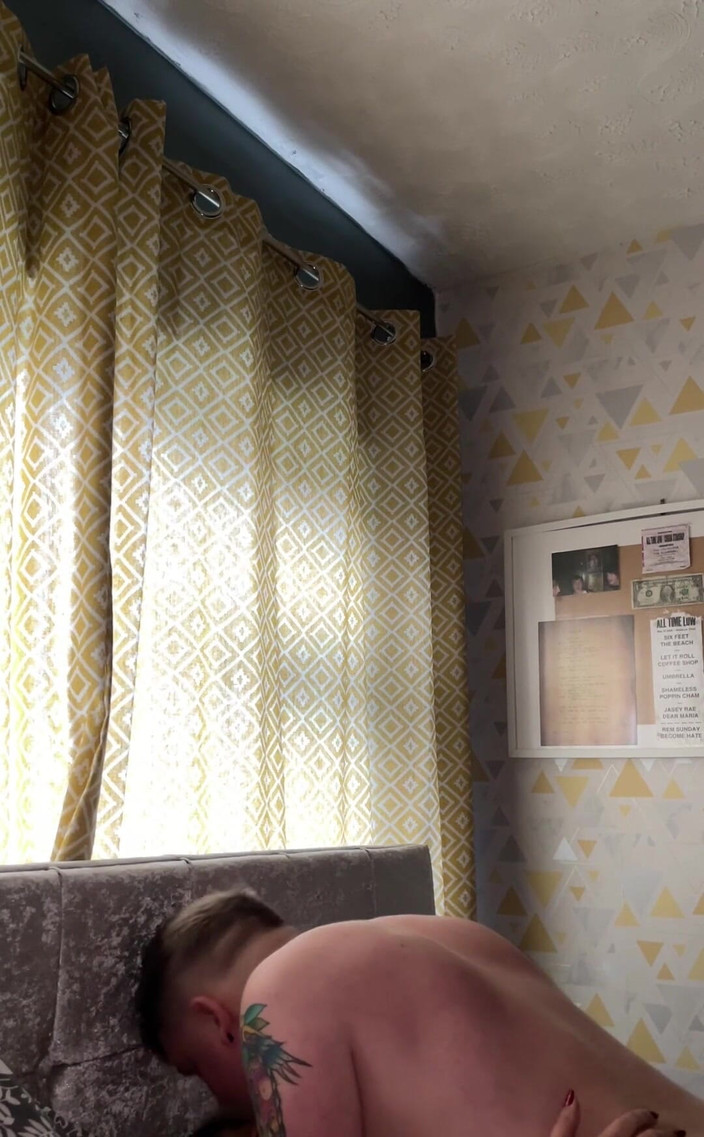 Filthy British Couple: Tata Ch0king mnie i używa mojej dziwki cipki, aż się...