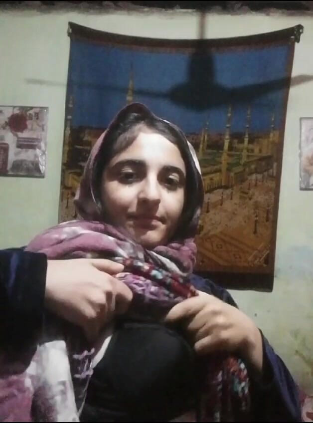 MehwishAly: Meine czn titten für fans