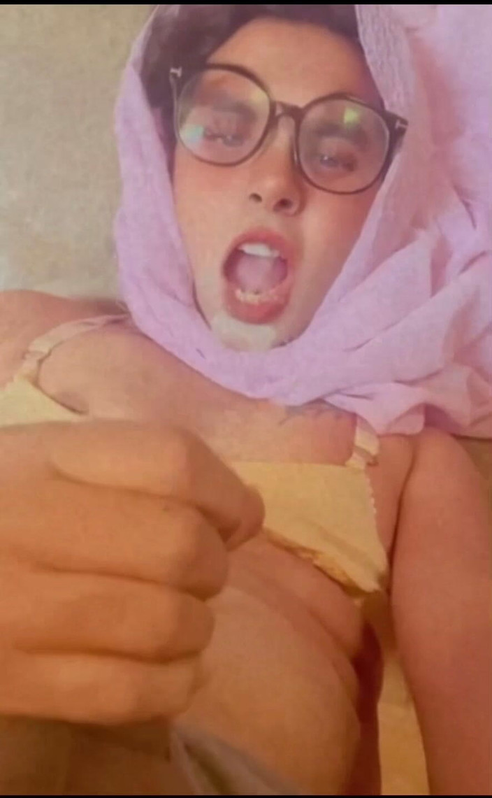 Apple00001: Jím sperma a je to moje denní rutina