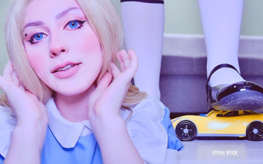 Spooky Boogie: Alice crashes cars in Mary Jane flats