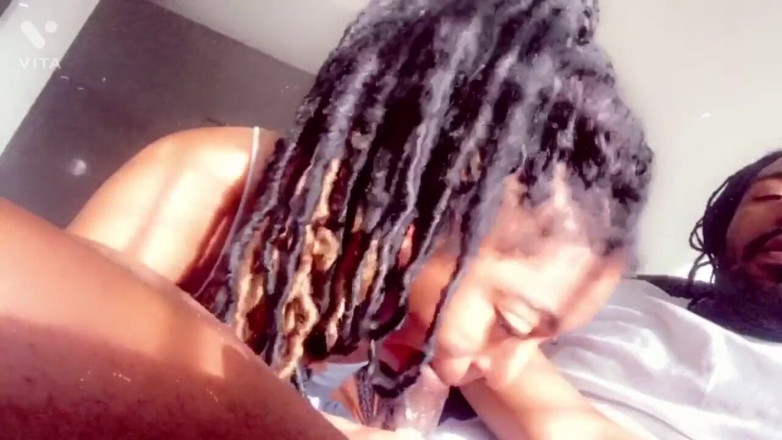 Fijii pornbox: Ragazzina sexy come scopa e lei una stramba per tutto...