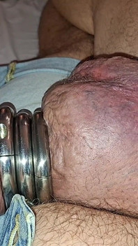 Mostro nudo
