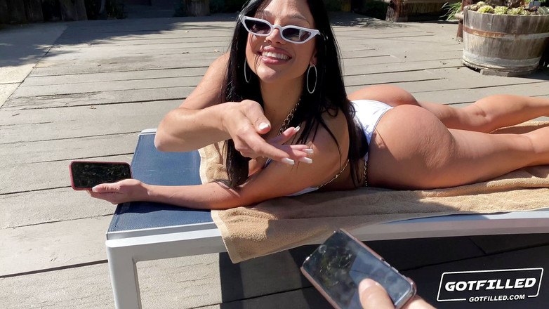 Got Filled: モナアザールで混乱を作るGotfilled