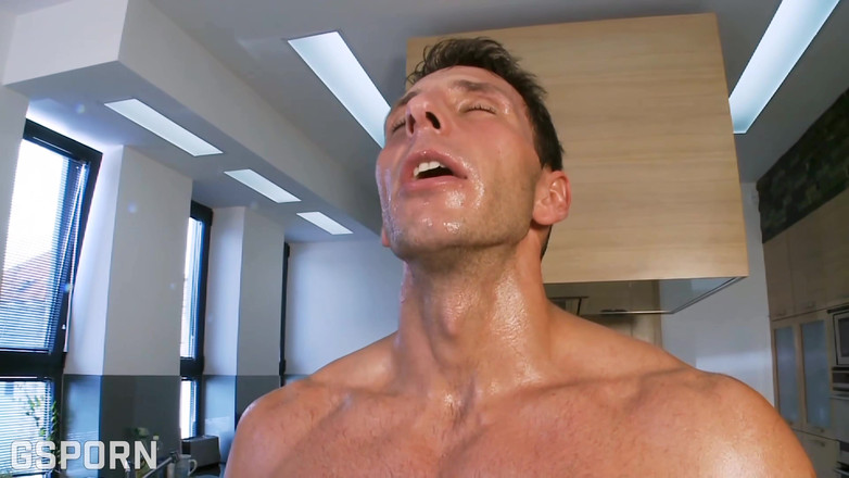 GS studio: Pantat bahenol tante seksi ini di-anal habis-habisan sampai mengerang keenakan