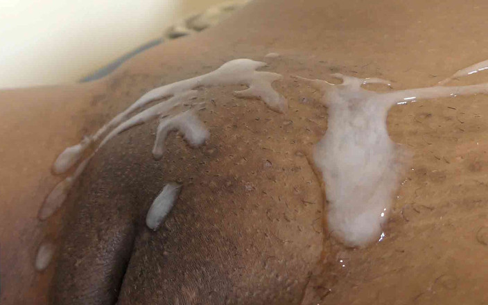 Bam-bulax: Mezirasové stříkání na kundičku s BWC amatérem