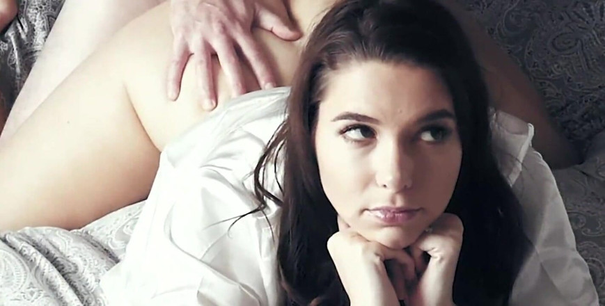 Samantha Flair: Horny Housewife Ep.1 Pt.1 - Samantha Has a Boring Husband
