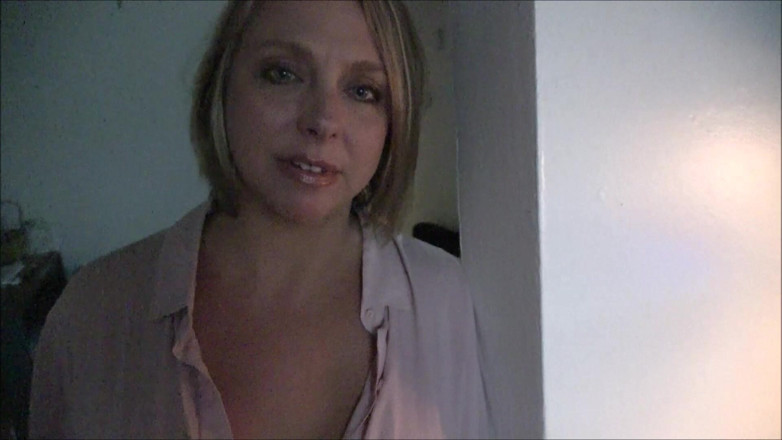 Brianna Beach: Sleepover with Friend's Hot Mom - Brianna Beach - Alex Adams