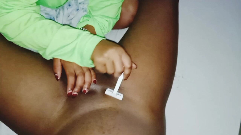 Me and my new slut: वह मेरे बड़े काले लंड को शेव करती है फिर उसे चोदती है भाग7