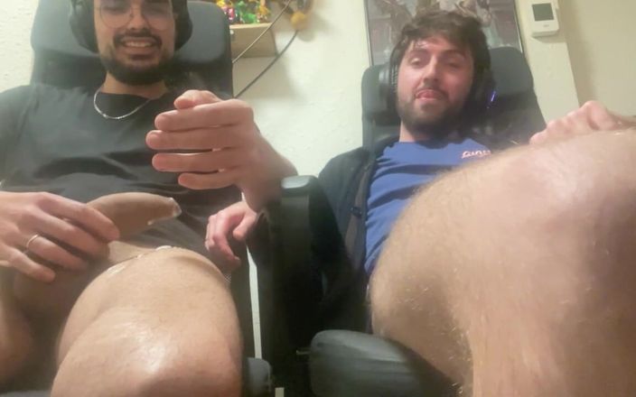 Nenesgaymers: Rycker iväg med min vän