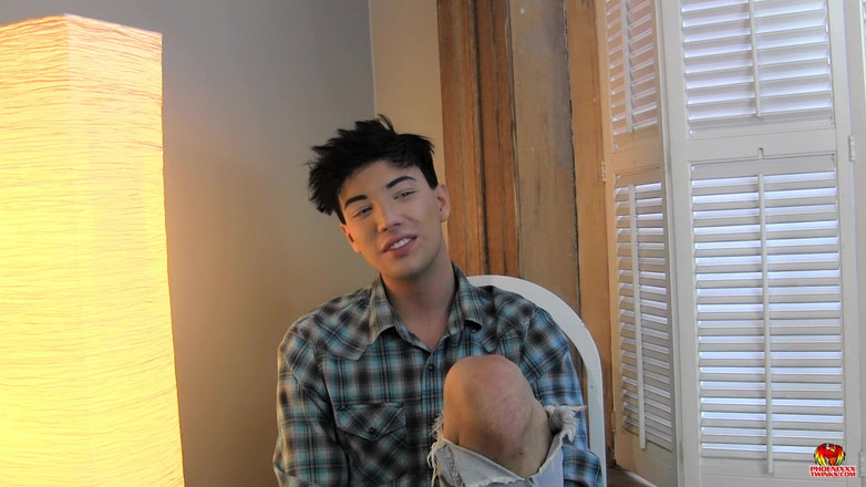 Phoenixxx: सेक्सी Jake अभी शुरू कर रही है