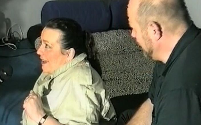 German's Fat Ladies: जर्मन खूबसूरत विशालकाय महिला की कास्टिंग पर चूत की चुदाई
