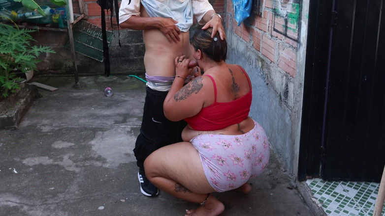 Lexly_16: Madrasta gostosa fode em casa quando seu marido não é gozada...