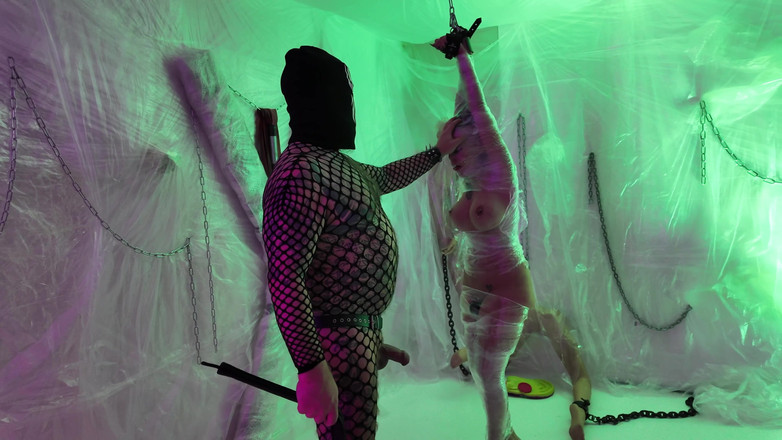 EdgesOfReality: Envuelvela Y La Usa