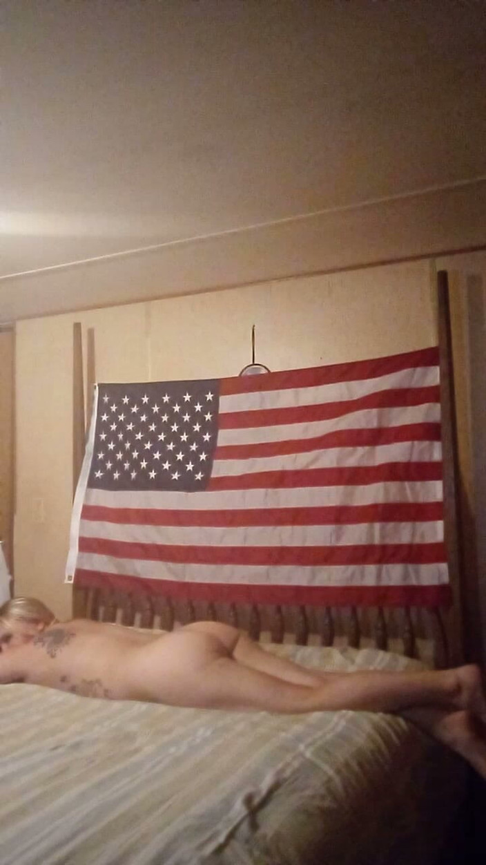 JolisaXXX: Ședință foto a soției