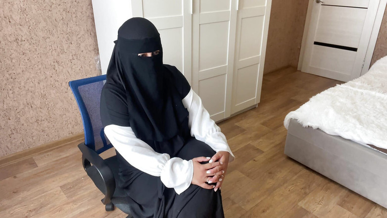 Lux Eva: Guardami leggere una storia di sesso erotico