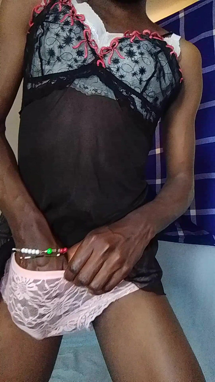 HaitiKing7: Pretty Sissy Jerks Dick and Grabs His Ass in Lingerie