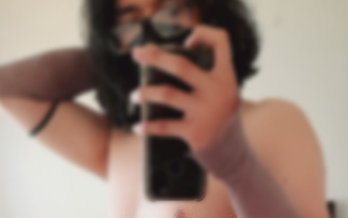 TrapyAle: Trapyale Femboy 可爱表演屁股