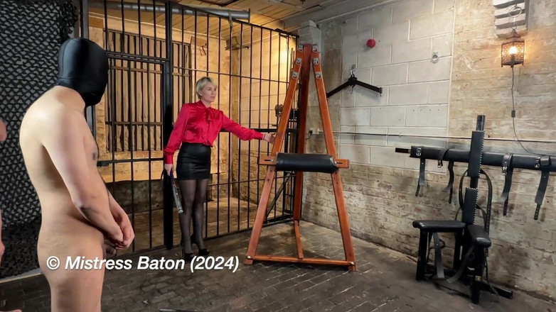 MistressBaton: Quất roi trong tù &amp; Johnny lặp đi lặp lại trên ba...