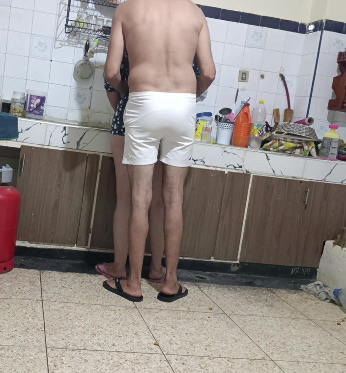 BBW LATINA: 부엌에 가서 이복 누이와 아주 좋은 애널 섹스 쪼이는 엉덩이 따먹기