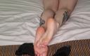 Lady Lazarus: For all you foot lovers, here is clothed foot content,...