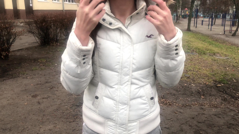 ArinaMills: 낯선 사람이 빨고 따먹히다 + 크램피. 아마추어