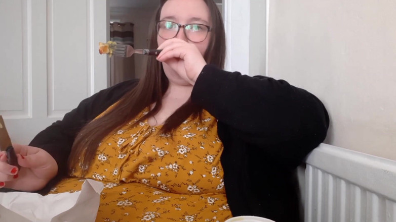 SSBBWLadyBrads: BBW SSBBW stuffing belly fish and chips