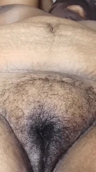 Vid_20250110132922.mp Indian Anty Hot Scene in Bed Room