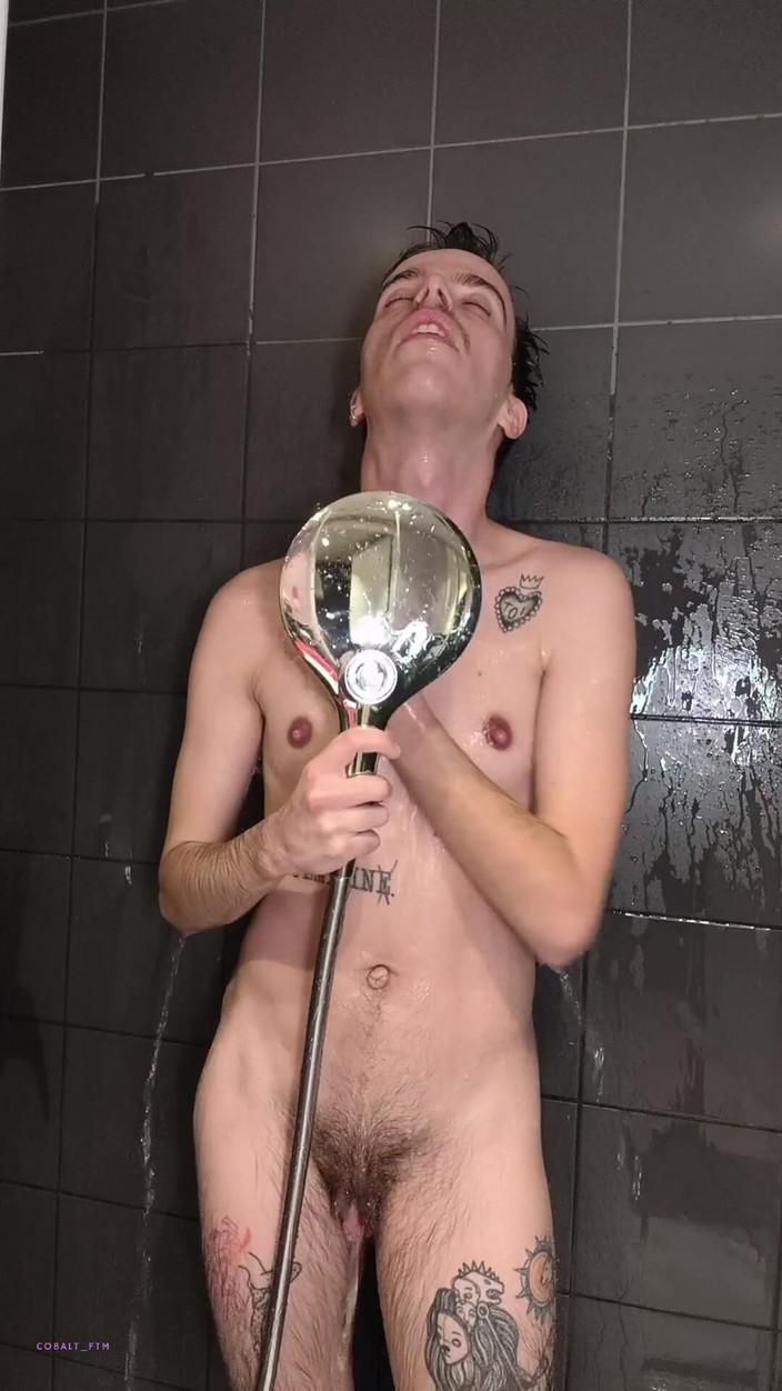 Cobalt FTM: Ftm menjadi miang di bawah pancuran mandi dan melancap