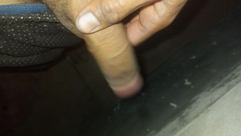 Ayush playboy: Thủ dâm