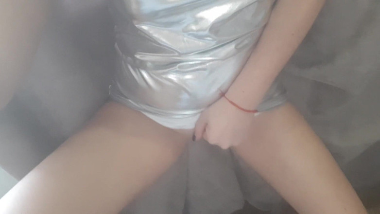 Putana dreams: Teen masturbation pussy in latex dress
