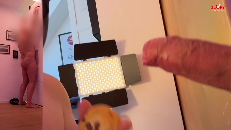 GLORYHOLEGAYS: 4 Cookies &amp; Cream – Jeho monstrózní péro mě úplně ohromilo