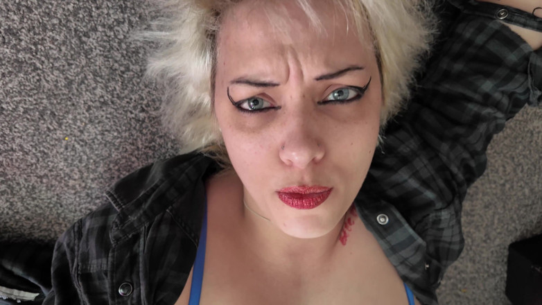 Glitterqueen1999: Tensão com madrasta