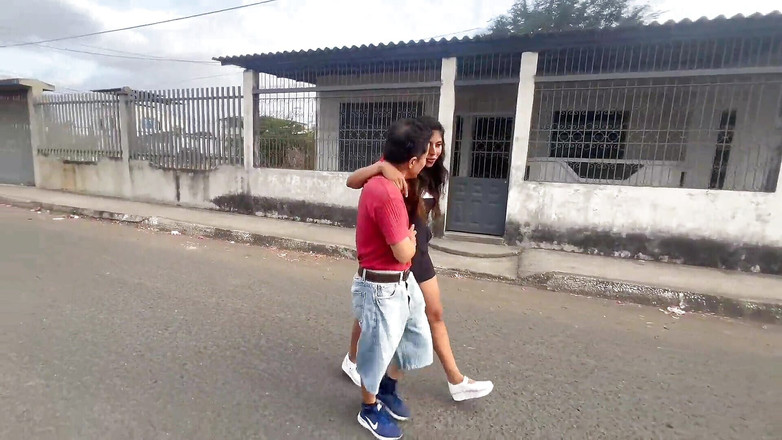 Lady: Sexo casero de madrastra pervertida, hijastra y padrastro