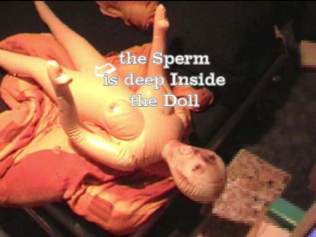 Mark Hannes: Nu, boneca sexual, masturbação