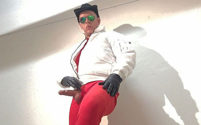 GERMANE_XL: The Cowboy in Red Long Johns 3