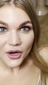 Neighbor Fucked with a Huge Dick When She Made the Wrong Door