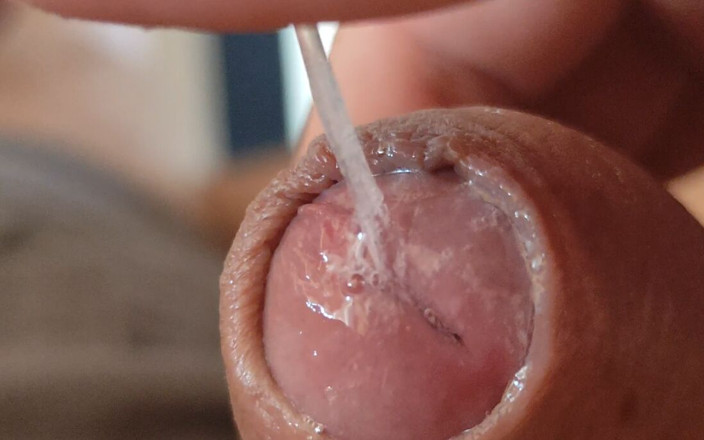 DaddyDoted: Juice From the Glans When Excited to the Extreme.