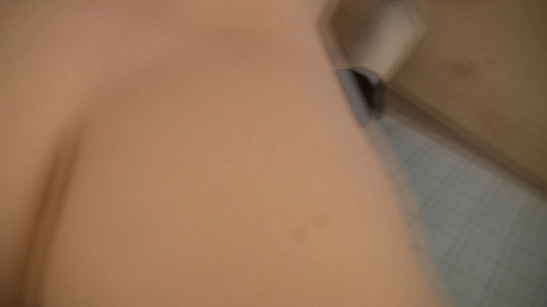 Injoy X: Ruská studentka přeskočí třídu a jezdí na péru