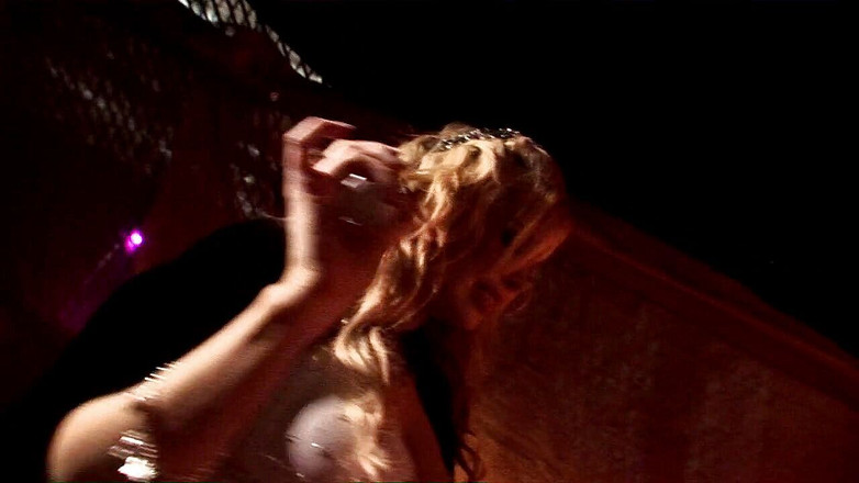 Office Sluts: Nadržená teenagerka se k nim připojila kvůli trojce, která skončila...