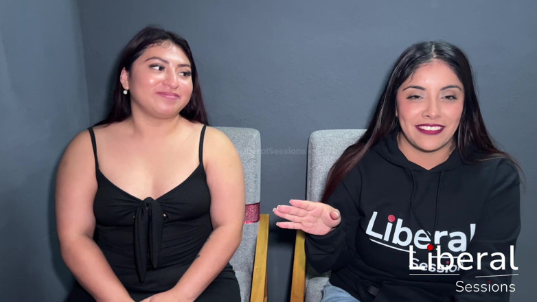 Liberal Sessions: She Reveals Her Face and Fucked for a Big Black...