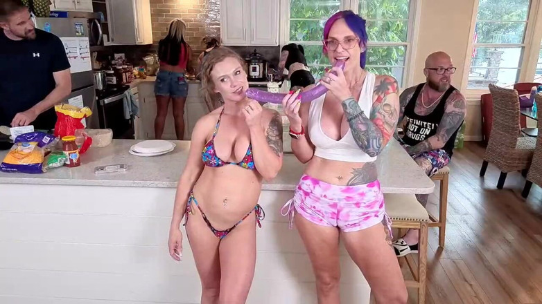 Dom Cruise: Hot Wife Tour Live Cooking Show #1