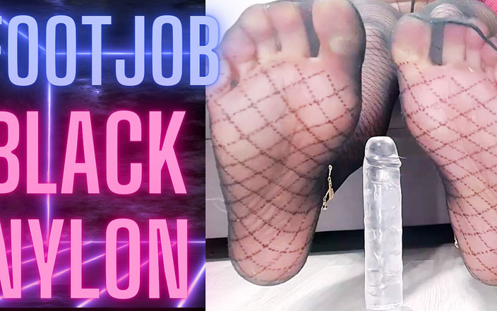 Monika Nylon: (92) Footjob černé punčochy2