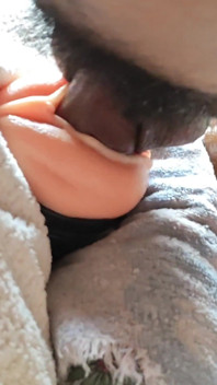 Chico extra brazzers follando la muñeca sexual