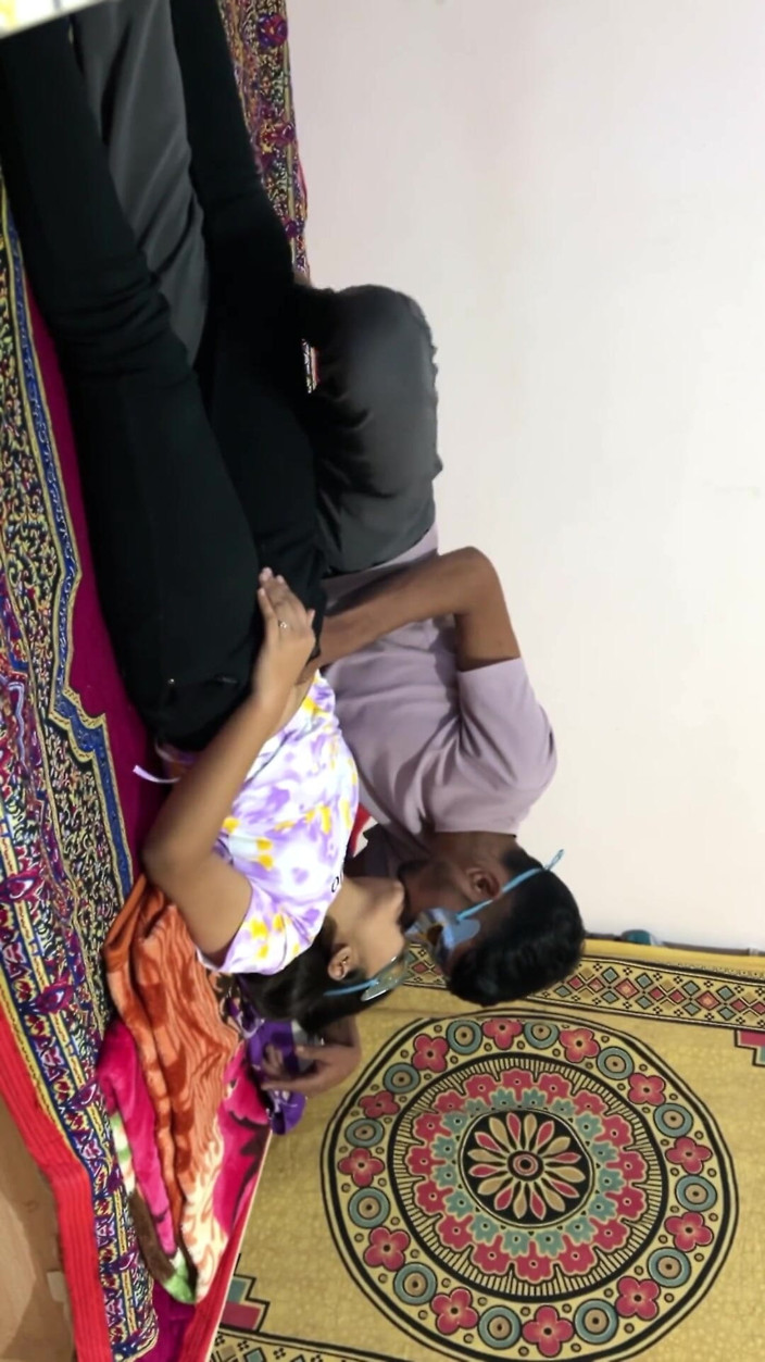 vinu5460: गर्लफ्रेंड के साथ सेक्स