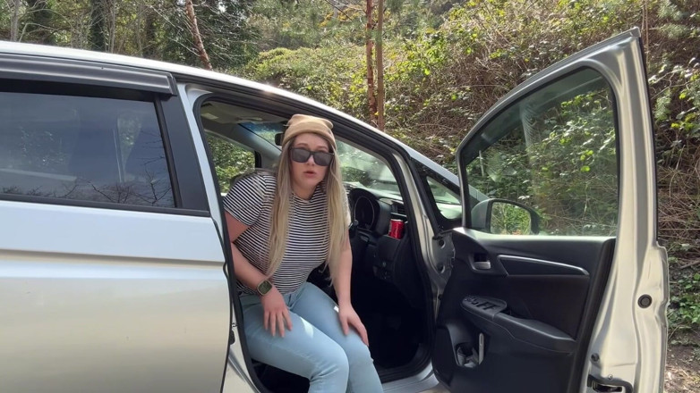 Emma Voyeur: Waiting for My Friend but I Couldn't Hold It and...