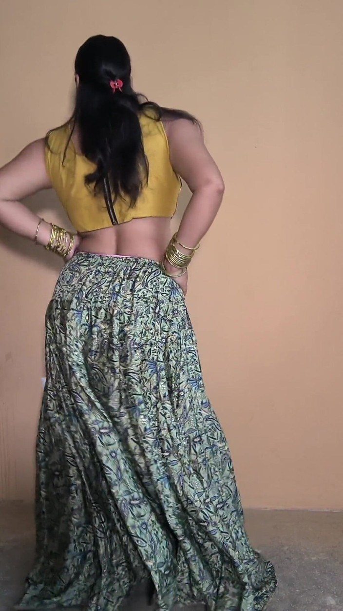 Desi chudai hub: Amatorska indyjska para prezentuje niezwykle gorący taniec