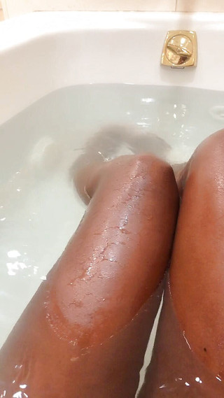 GoddessRobin: Uctívání a honění na mé luxusní nohy a chodidla